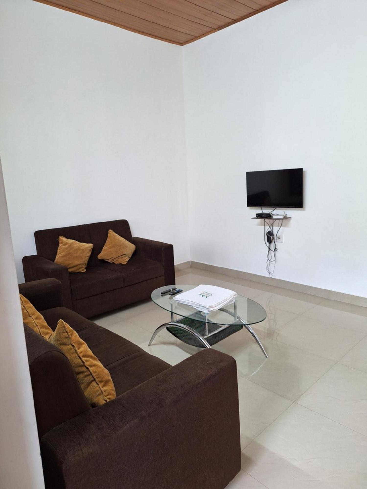 מנגלור Suvarna Grande Homes חדר תמונה